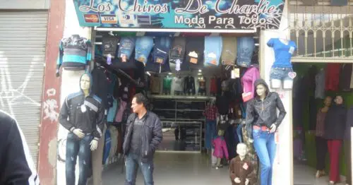 LOS CHIROS DE CHARLIE LOS CHIROS DE CHARLIE